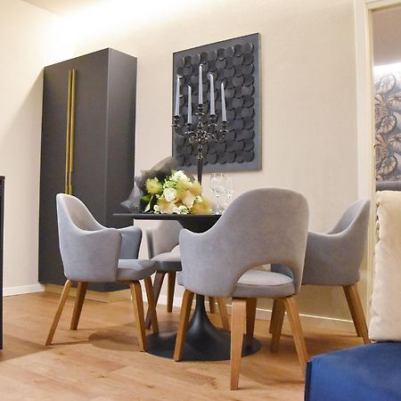 Nuova Cafe' Suite Salice Terme Dış mekan fotoğraf